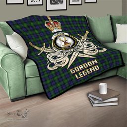 ScotsTee Shop Scottish Gordon Clan Crest Tartan Quilt The Golden Sword of Courageous Legacy Quilt