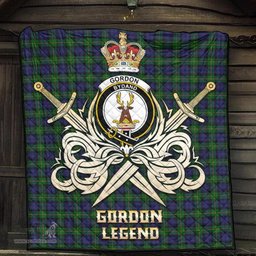 ScotsTee Shop Scottish Gordon Clan Crest Tartan Quilt The Golden Sword of Courageous Legacy Quilt