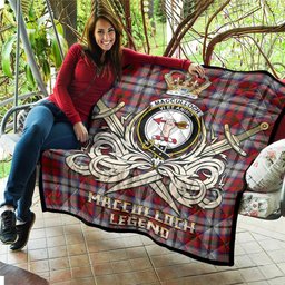 ScotsTee Shop Scottish MacCulloch Dress Clan Crest Tartan Quilt The Golden Sword of Courageous Legacy Quilt