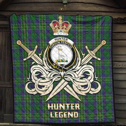 ScotsTee Shop Scottish Hunter of Hunterston Clan Crest Tartan Quilt The Golden Sword of Courageous Legacy Quilt
