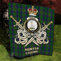 ScotsTee Shop Scottish Hunter of Hunterston Clan Crest Tartan Quilt The Golden Sword of Courageous Legacy Quilt