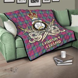 ScotsTee Shop Scottish Lindsay Ancient Clan Crest Tartan Quilt The Golden Sword of Courageous Legacy Quilt