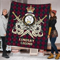 ScotsTee Shop Scottish Lindsay Clan Crest Tartan Quilt The Golden Sword of Courageous Legacy Quilt
