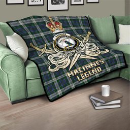 ScotsTee Shop Scottish MacInnes Dress Clan Crest Tartan Quilt The Golden Sword of Courageous Legacy Quilt