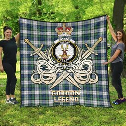 ScotsTee Shop Scottish Gordon Dress Ancient Clan Crest Tartan Quilt The Golden Sword of Courageous Legacy Quilt