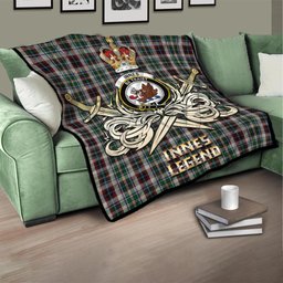 ScotsTee Shop Scottish Innes Dress Clan Crest Tartan Quilt The Golden Sword of Courageous Legacy Quilt