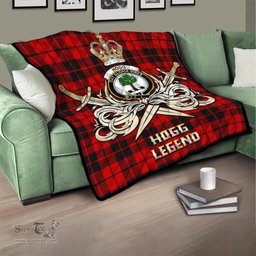 ScotsTee Shop Scottish Hogg Clan Crest Tartan Quilt The Golden Sword of Courageous Legacy Quilt