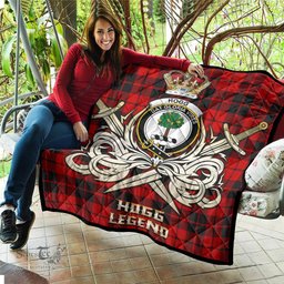 ScotsTee Shop Scottish Hogg Clan Crest Tartan Quilt The Golden Sword of Courageous Legacy Quilt