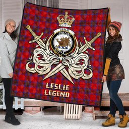 ScotsTee Shop Scottish Leslie Modern Clan Crest Tartan Quilt The Golden Sword of Courageous Legacy Quilt