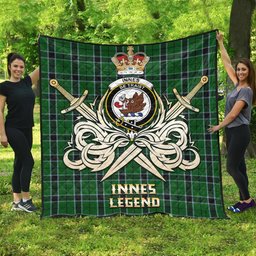 ScotsTee Shop Scottish Innes Hunting Clan Crest Tartan Quilt The Golden Sword of Courageous Legacy Quilt