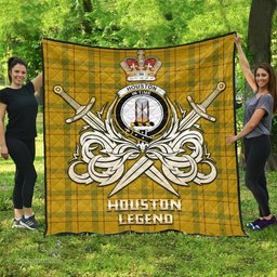 ScotsTee Shop Scottish Houston Clan Crest Tartan Quilt The Golden Sword of Courageous Legacy Quilt