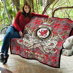 ScotsTee Shop Scottish Moubray Clan Crest Tartan Quilt The Golden Sword of Courageous Legacy Quilt