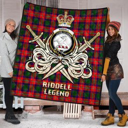 ScotsTee Shop Scottish Riddell Clan Crest Tartan Quilt The Golden Sword of Courageous Legacy Quilt
