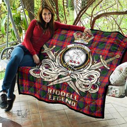 ScotsTee Shop Scottish Riddell Clan Crest Tartan Quilt The Golden Sword of Courageous Legacy Quilt