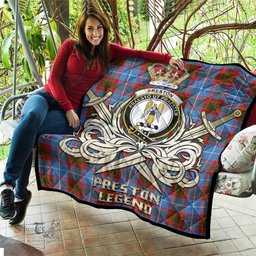 ScotsTee Shop Scottish Preston Clan Crest Tartan Quilt The Golden Sword of Courageous Legacy Quilt