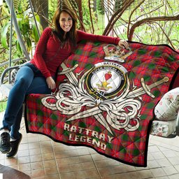 ScotsTee Shop Scottish Rattray Modern Clan Crest Tartan Quilt The Golden Sword of Courageous Legacy Quilt