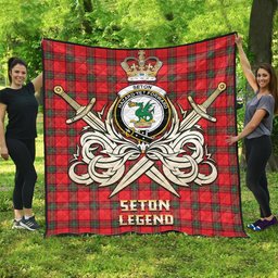 ScotsTee Shop Scottish Seton Modern Clan Crest Tartan Quilt The Golden Sword of Courageous Legacy Quilt