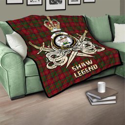 ScotsTee Shop Scottish Shaw of Tordarroch Red Dress Clan Crest Tartan Quilt The Golden Sword of Courageous Legacy Quilt