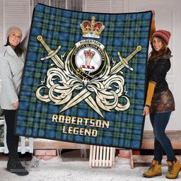 ScotsTee Shop Scottish Robertson Hunting Ancient Clan Crest Tartan Quilt The Golden Sword of Courageous Legacy Quilt