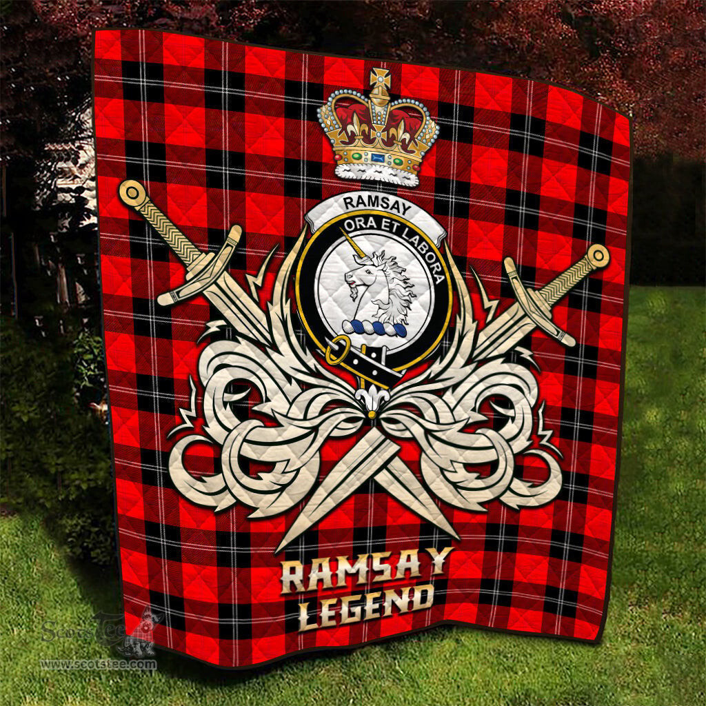 ScotsTee Shop Scottish Ramsay Modern Clan Crest Tartan Quilt The Golden Sword of Courageous Legacy Quilt