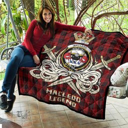 ScotsTee Shop Scottish MacLeod of Raasay Highland Clan Crest Tartan Quilt The Golden Sword of Courageous Legacy Quilt