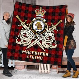 ScotsTee Shop Scottish Rob Roy Macgregor Clan Crest Tartan Quilt The Golden Sword of Courageous Legacy Quilt