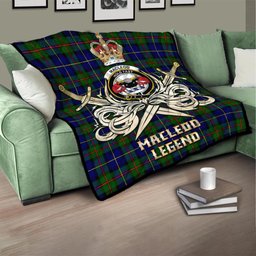 ScotsTee Shop Scottish MacLeod of Harris Modern Clan Crest Tartan Quilt The Golden Sword of Courageous Legacy Quilt