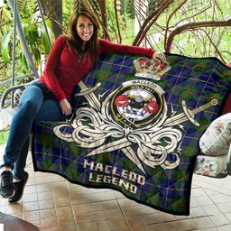 ScotsTee Shop Scottish MacLeod of Harris Modern Clan Crest Tartan Quilt The Golden Sword of Courageous Legacy Quilt