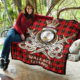 ScotsTee Shop Scottish Wallace Hunting Red Clan Crest Tartan Quilt The Golden Sword of Courageous Legacy Quilt