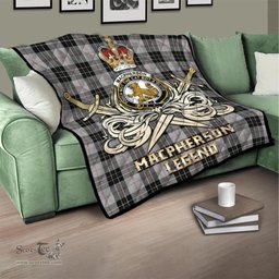ScotsTee Shop Scottish MacPherson Dress Clan Crest Tartan Quilt The Golden Sword of Courageous Legacy Quilt