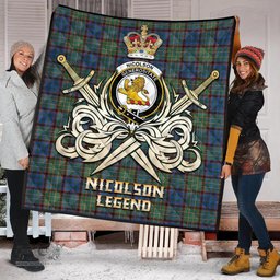 ScotsTee Shop Scottish Nicolson Hunting Ancient Clan Crest Tartan Quilt The Golden Sword of Courageous Legacy Quilt