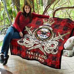 ScotsTee Shop Scottish MacLeod of Raasay Clan Crest Tartan Quilt The Golden Sword of Courageous Legacy Quilt