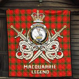 ScotsTee Shop Scottish MacQuarrie Modern Clan Crest Tartan Quilt The Golden Sword of Courageous Legacy Quilt