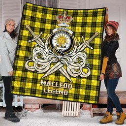 ScotsTee Shop Scottish MacLeod of Lewis Modern Clan Crest Tartan Quilt The Golden Sword of Courageous Legacy Quilt