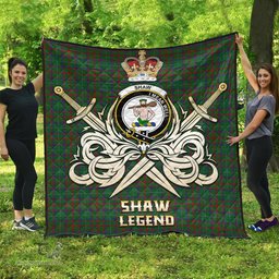 ScotsTee Shop Scottish Shaw of Tordarroch Green Hunting Clan Crest Tartan Quilt The Golden Sword of Courageous Legacy Quilt
