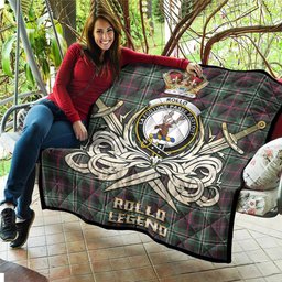 ScotsTee Shop Scottish Rollo Hunting Clan Crest Tartan Quilt The Golden Sword of Courageous Legacy Quilt