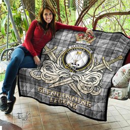 ScotsTee Shop Scottish Glendinning Clan Crest Tartan Quilt The Golden Sword of Courageous Legacy Quilt