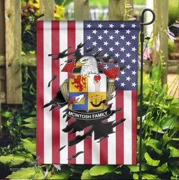 ScotsTee Shop American McIntosh Coat of Arms Scratch on American Flag U.S. Flag Garden Flag/ House Flag