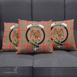 ScotsTee Shop Scottish Munro Ancient Clan Crest Tartan Pillow/ Pillow Cover Tartan Accessories for Home