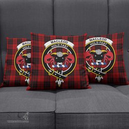 ScotsTee Shop Scottish MacLeod of Raasay Highland Clan Crest Tartan Pillow/ Pillow Cover Tartan Accessories for Home