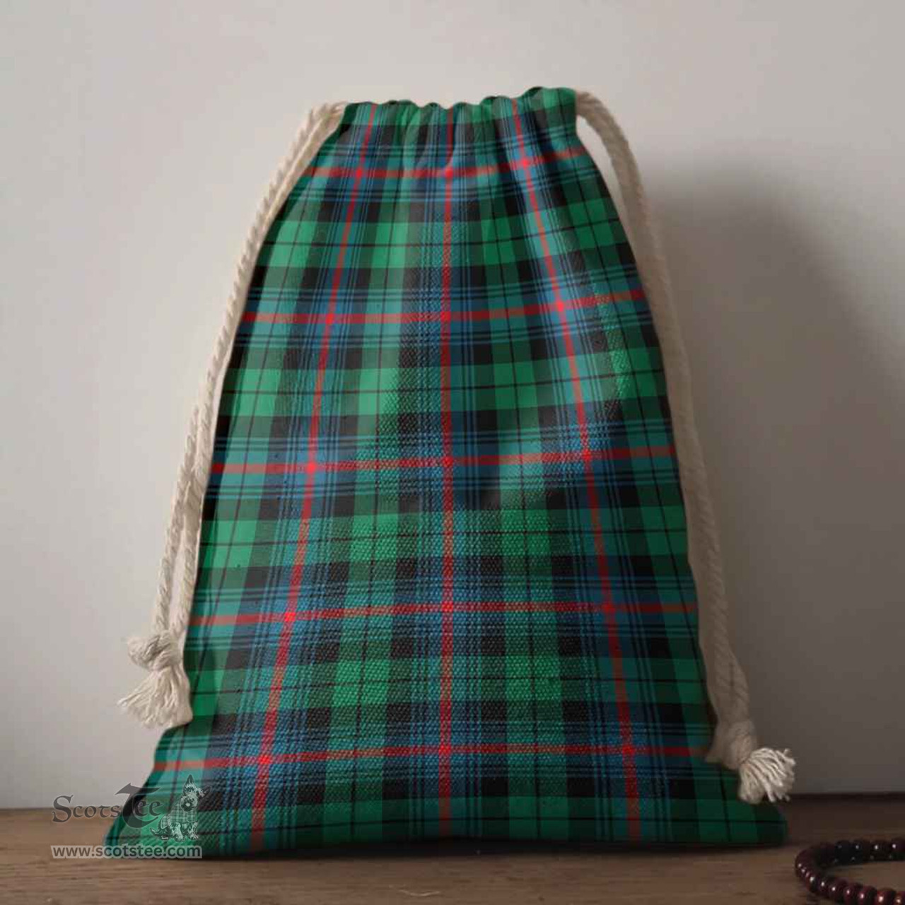 ScotsTee Shop Scottish Urquhart Broad Red Ancient Clan Tartan Drawstring Bag Tartan Gift Bag