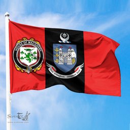 ScotsTee Shop Irish House of MACGARRY Coat of Arms on Drogheda Flag Ireland