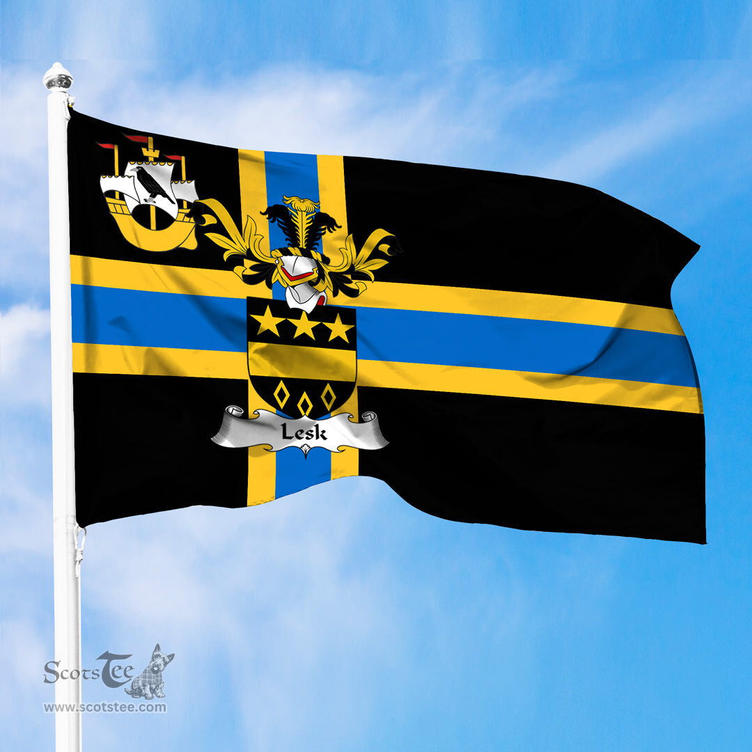 ScotsTee Shop Scottish Lesk Coat of Arms in Flag of Caithness Scotland