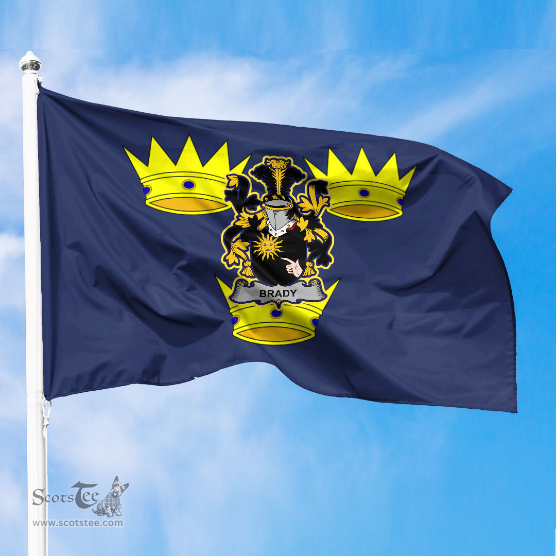 ScotsTee Shop Irish-Brady-or-McBrady-Irish-Coat-of-Arms-on-Flag-of-Munster