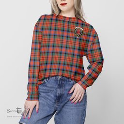 ScotsTee Shop Scottish MacDuff Ancient Clan Tartan Womens Raglan Sleeve Sweatshirt with Family Crest