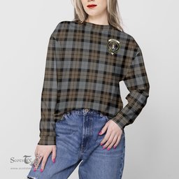 ScotsTee Shop Scottish MacKay Weathered Clan Tartan Womens Raglan Sleeve Sweatshirt with Family Crest