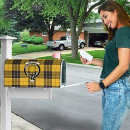 ScotsTee Shop Scottish MacLeod of Lewis Ancient Clan Crest Tartan Mailbox Cover