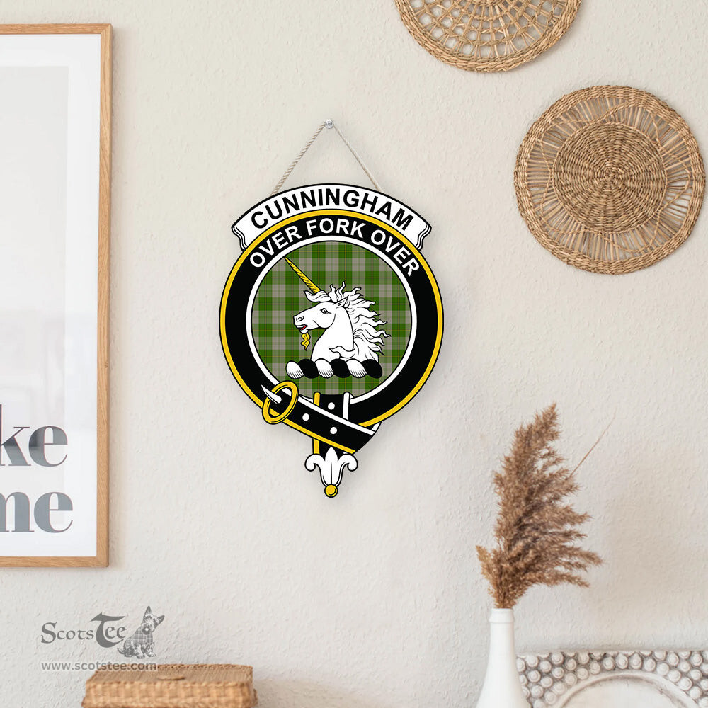 ScotsTee Shop Scottish Cunningham Dress Green Dancers Clan Scottish Crest Tartan Wooden Hanging Wall Art Sign