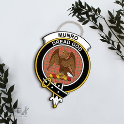 ScotsTee Shop Scottish Munro Ancient Clan Scottish Crest Tartan Wooden Hanging Wall Art Sign