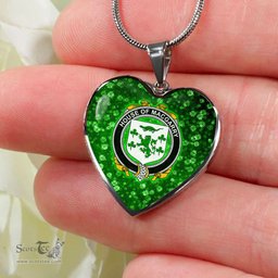 ScotsTee Shop Irish House of MACGARRY Coat of Arms Crest Ireland Shamrock Heart Necklace